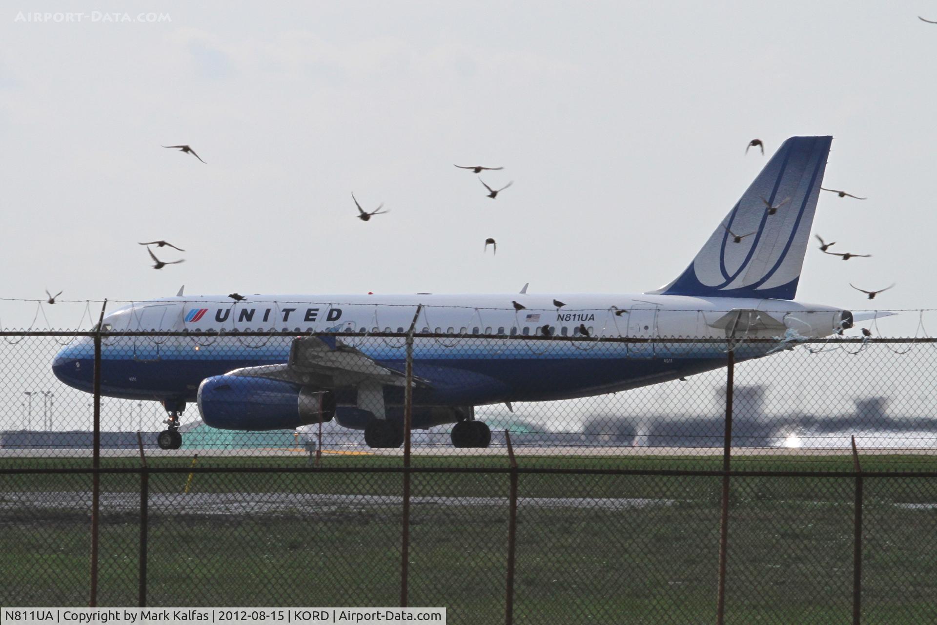 N811UA, 1998 Airbus A319-131 C/N 847, United Airlines Airbus A319-131, UAL620 departing RWY 22L KORD enroute to Reagan National/KDCA.