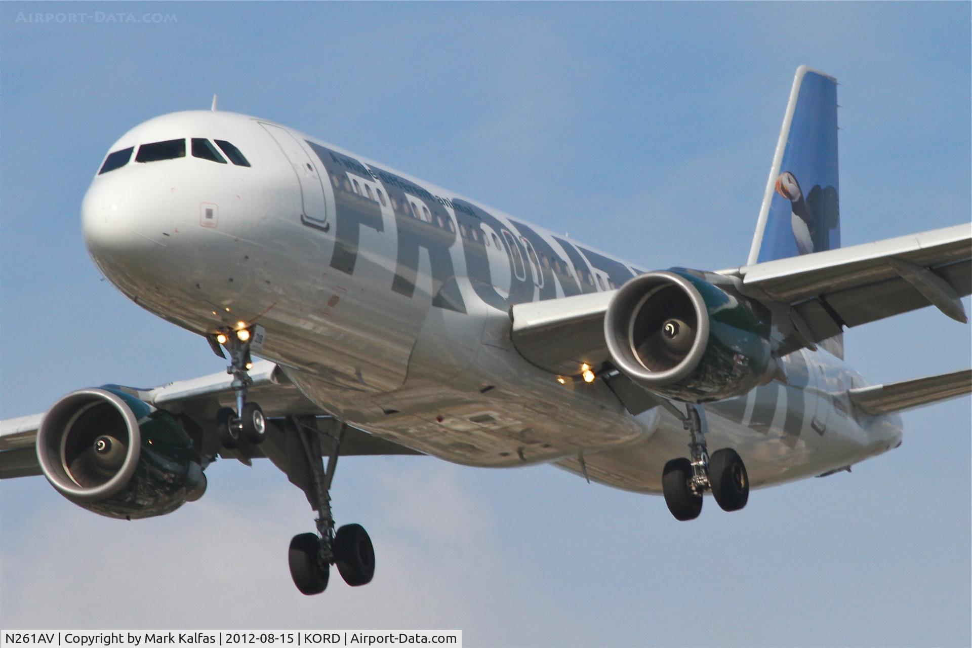 N261AV, 2001 Airbus A320-214 C/N 1615, Frontier Airlines Airbus A320-214, FFT8545 arriving from Cancun Int'l/MMUN, RWY 28 approach KORD.