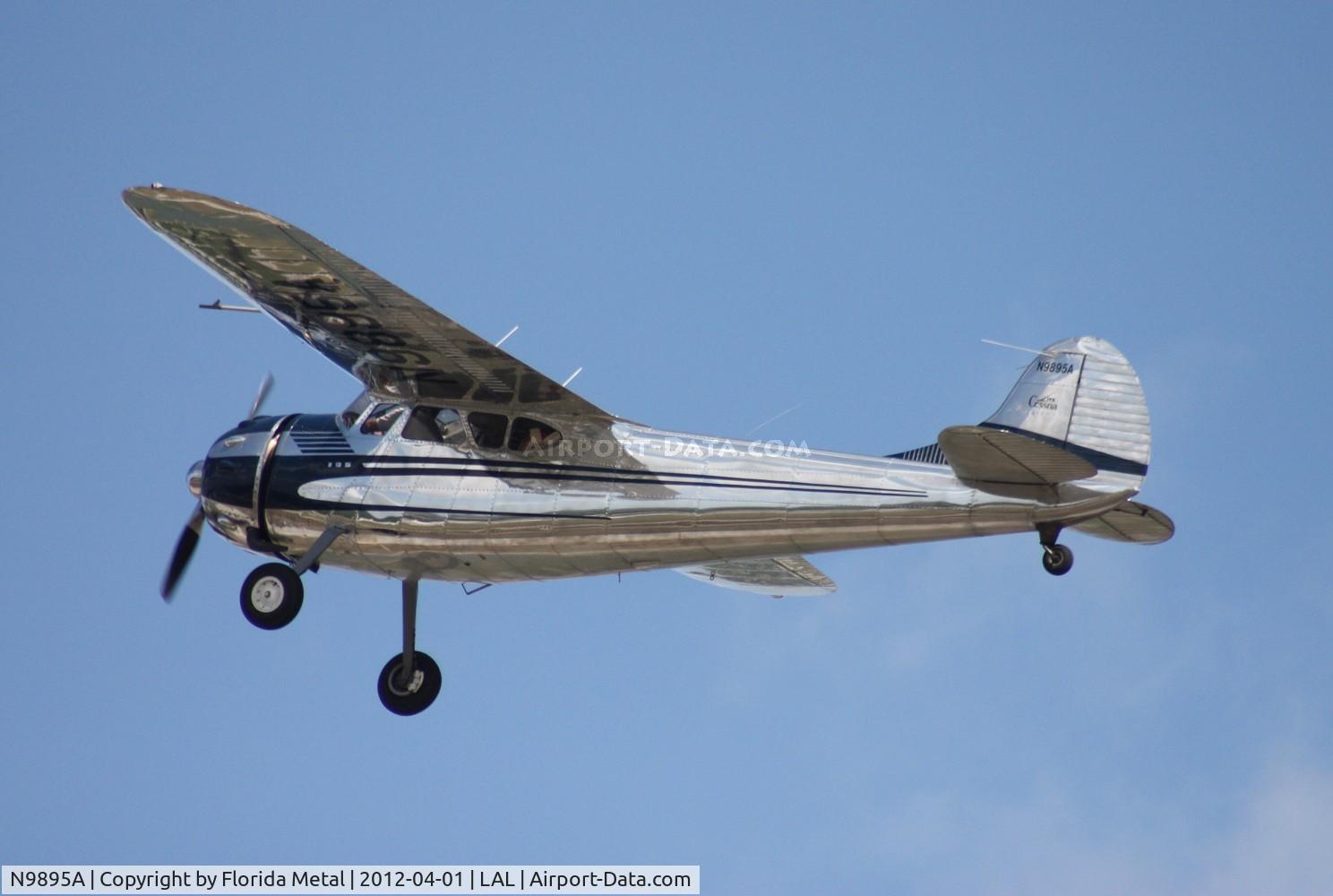 N9895A, 1950 Cessna 195A C/N 7598, Cessna 195A