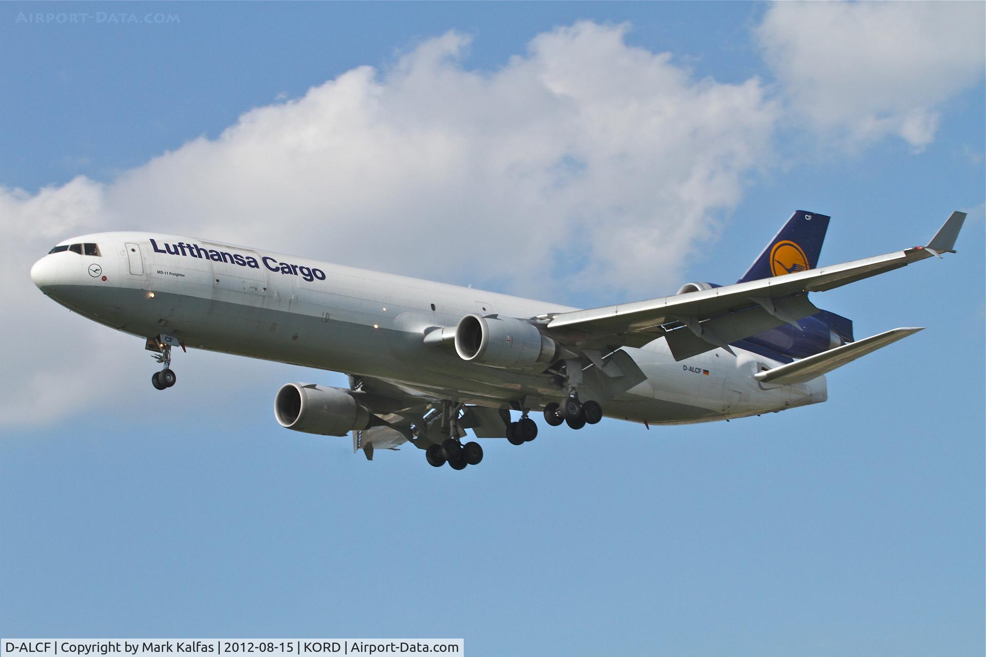 D-ALCF, 1999 McDonnell Douglas MD-11F C/N 48798, Lufthansa Cargo McDonnell Douglas MD-11F, GEC8230 arriving from Frankfurt International/EDDF, RWY 28 approach KORD.