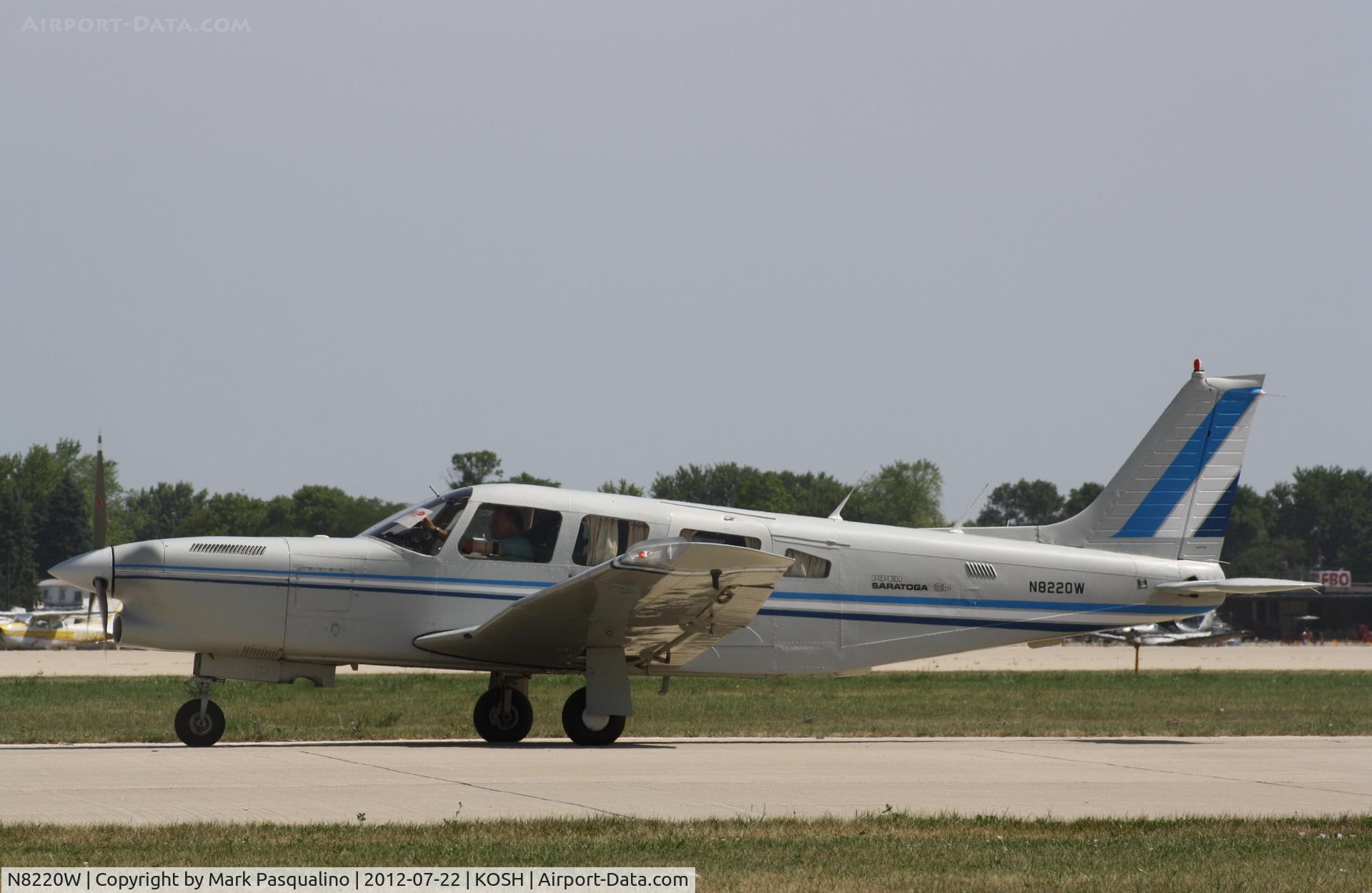 N8220W, 1980 Piper PA-32R-301T Turbo Saratoga C/N 32R-8029099, Piper PA-32R-301T