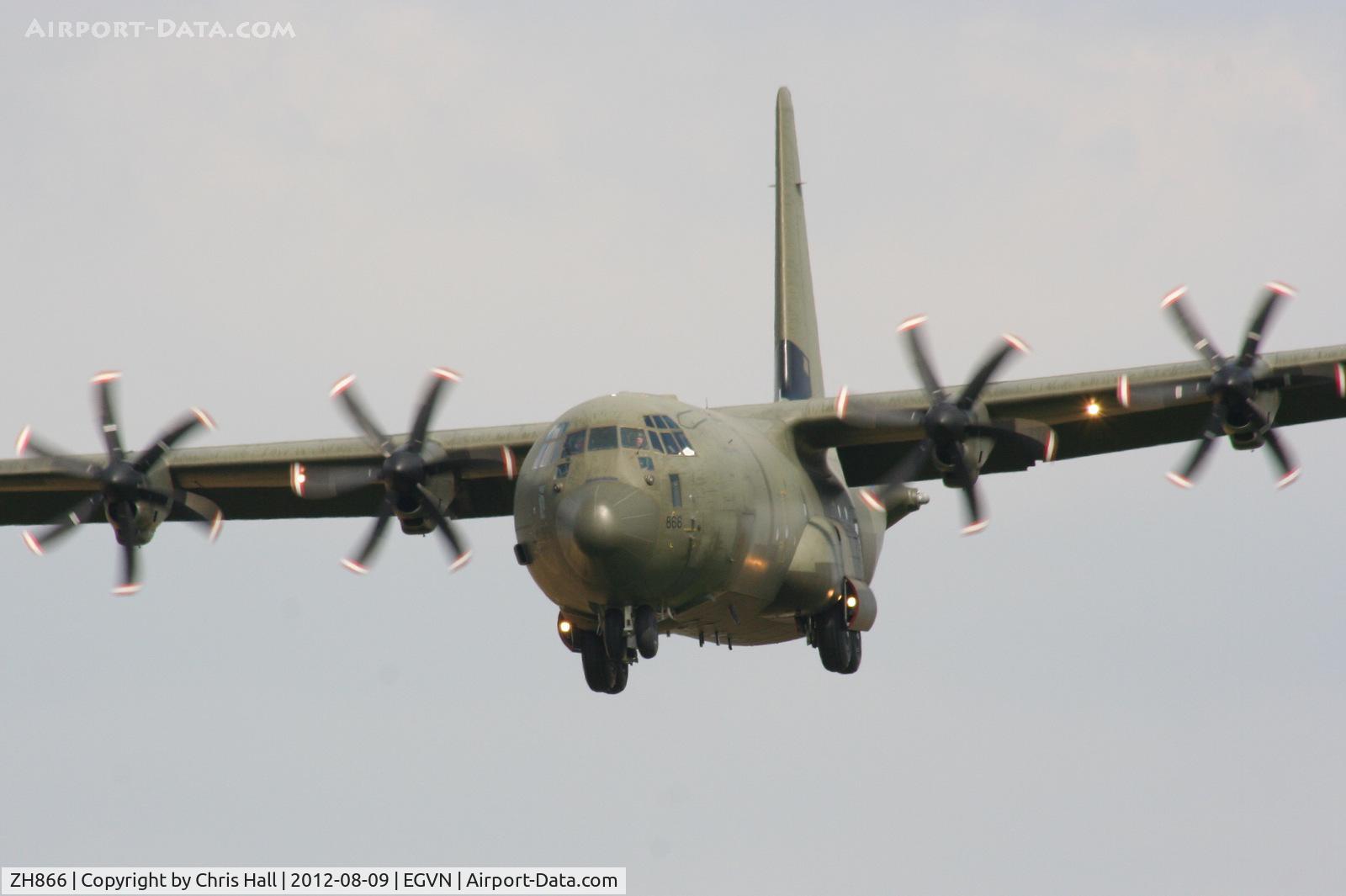 ZH866, 1996 Lockheed Martin C-130J-30 Hercules C.4 C/N 382-5414, on approach to RAF Brize Norton