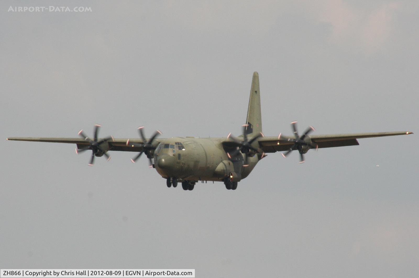ZH866, 1996 Lockheed Martin C-130J-30 Hercules C.4 C/N 382-5414, on approach to RAF Brize Norton