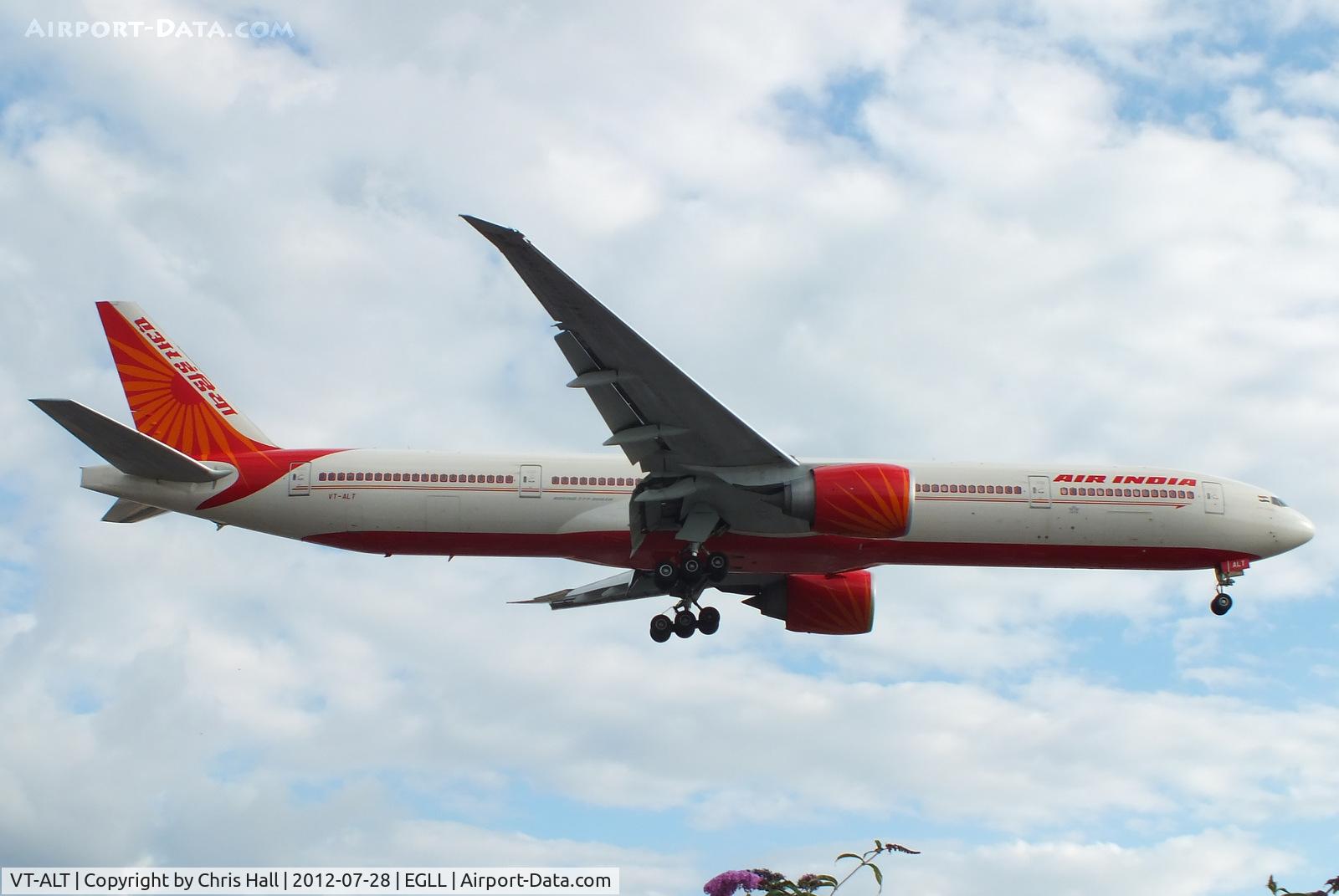 VT-ALT, 2010 Boeing 777-337/ER C/N 36318, Air India