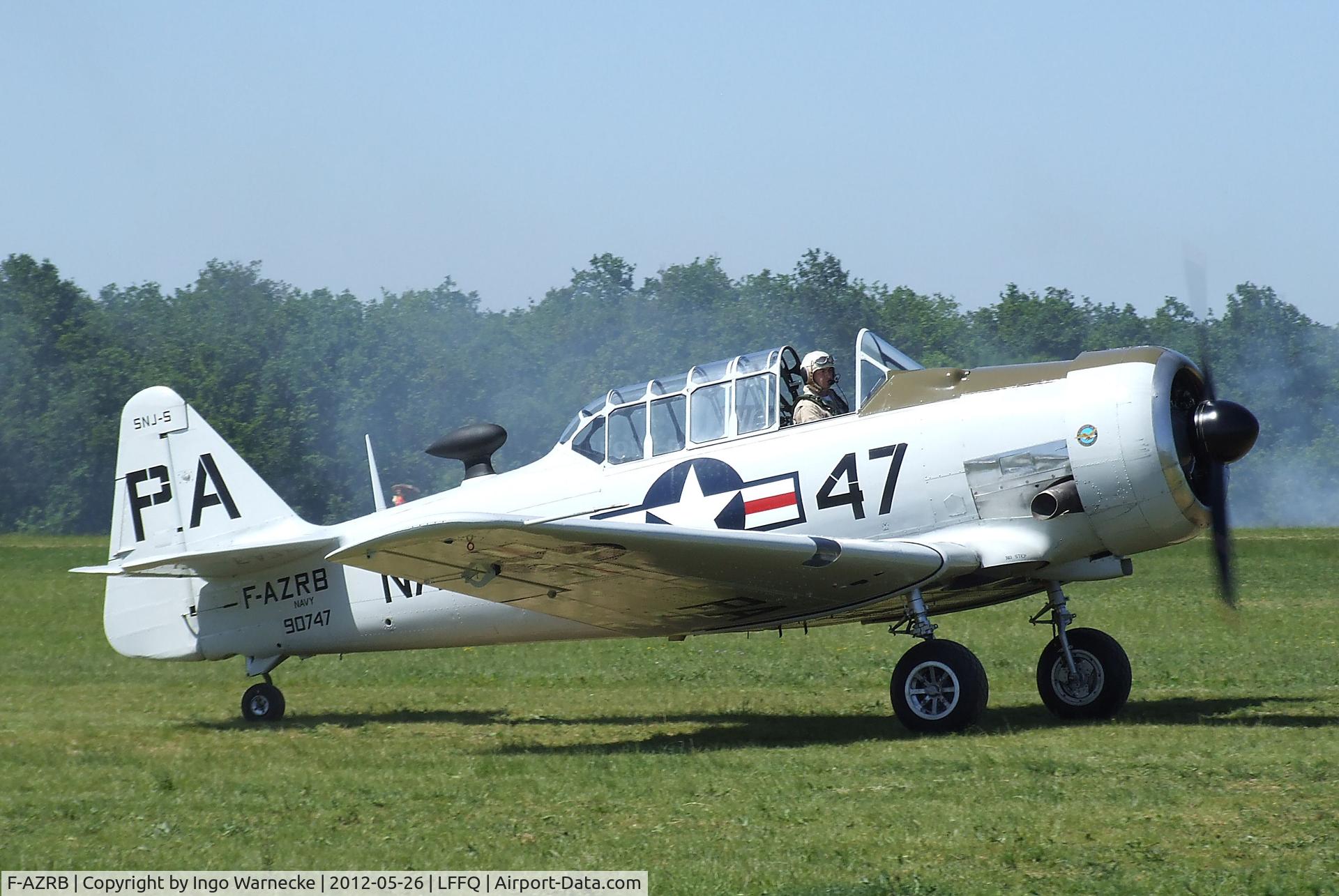 F-AZRB, North American SNJ-5 Texan Texan C/N 88-17955, North American SNJ-5 Texan at the Meeting Aerien 2012, La-Ferte-Alais