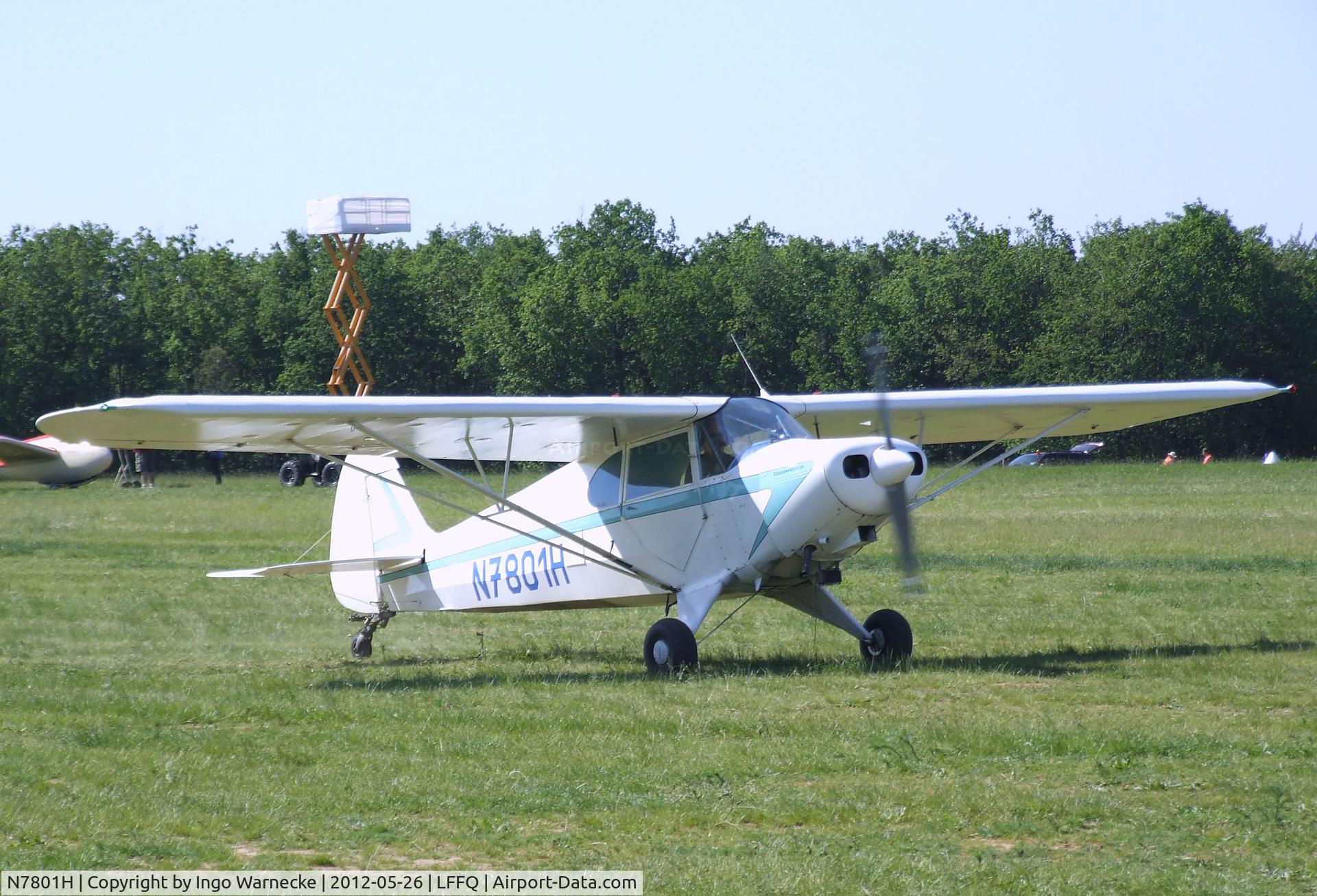 N7801H, 1946 Piper PA-12 Super Cruiser C/N 12-698, Piper PA-12 Super Cruiser at the Meeting Aerien 2012, La-Ferte-Alais
