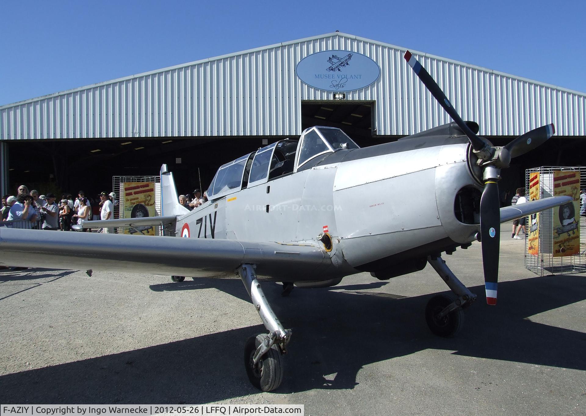 F-AZIY, Nord 3202 Master C/N 15, Nord N.3202B at the Meeting Aerien 2012, La-Ferte-Alais