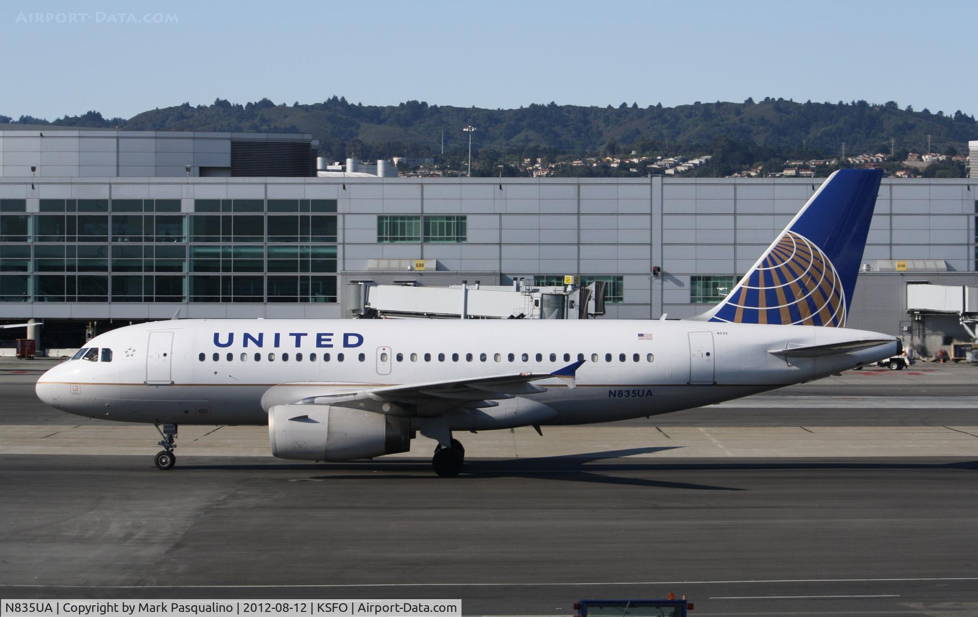 N835UA, 2001 Airbus A319-131 C/N 1426, Airbus A319