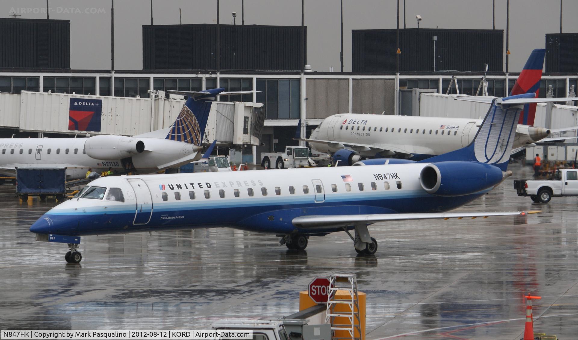 N847HK, 2004 Embraer ERJ-145LR (EMB-145LR) C/N 14500857, EMB-145LR