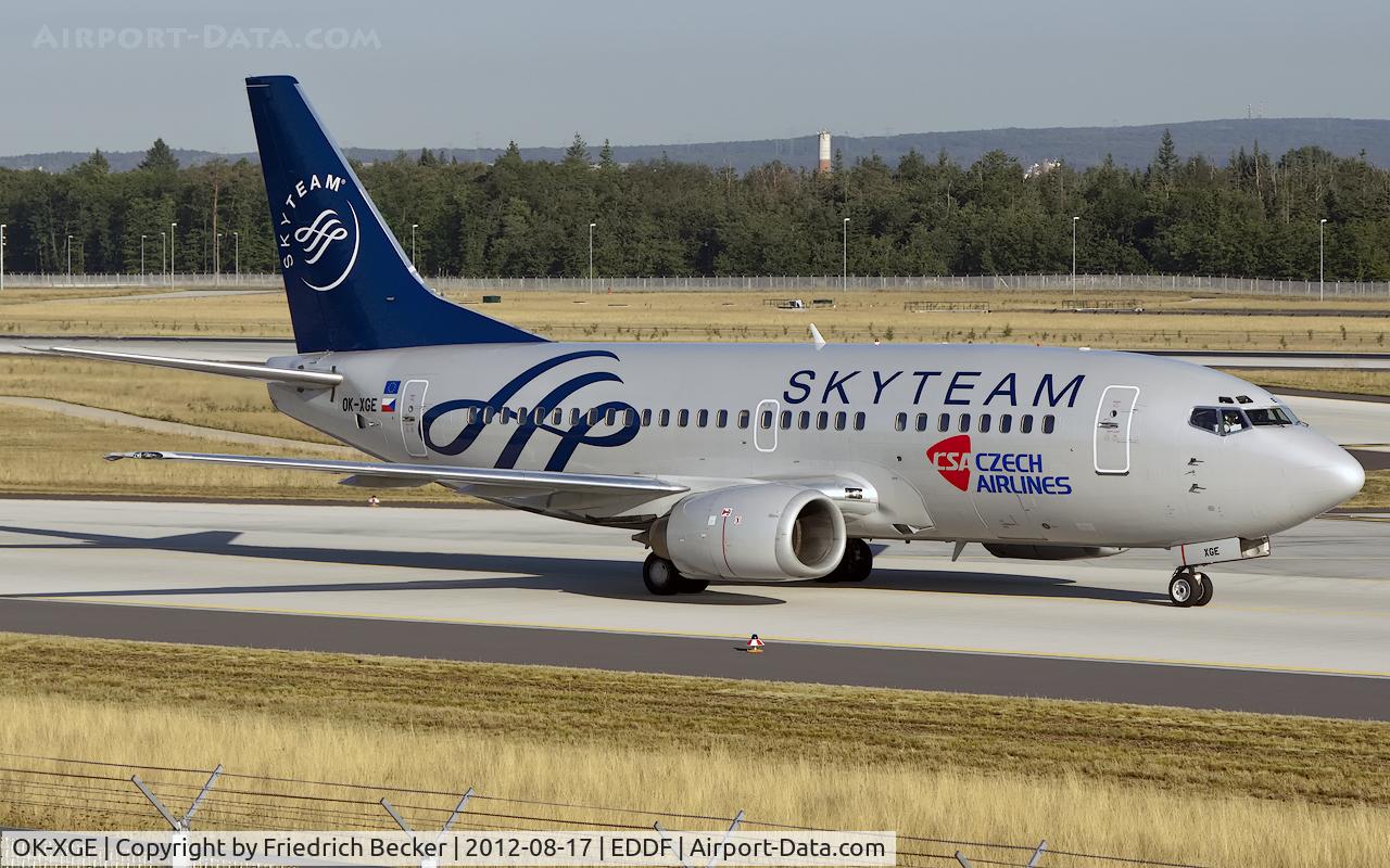 OK-XGE, 1992 Boeing 737-55S C/N 26543, taxying to the gate