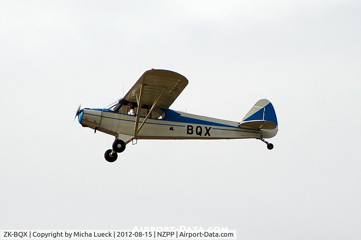 ZK-BQX, Piper PA-18 C/N 18-5764, At Paraparaumu