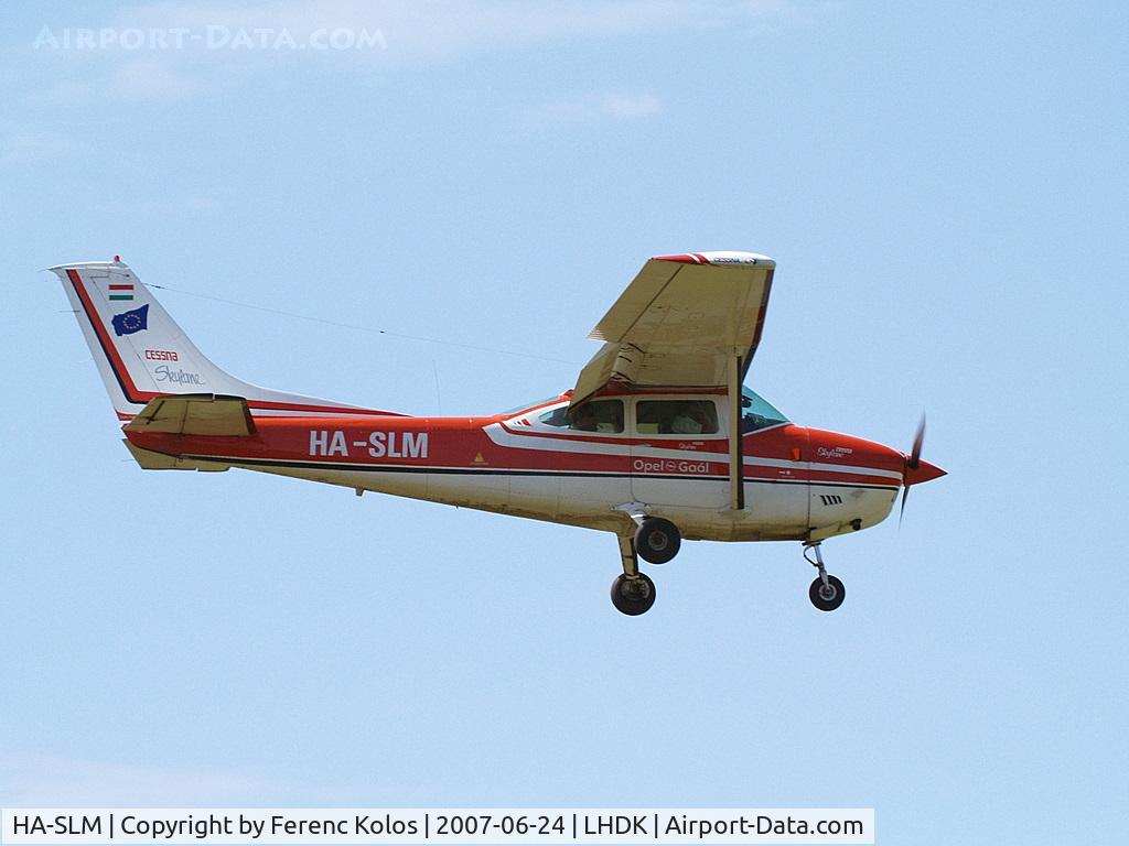 HA-SLM, Cessna 182P Skylane C/N 18262838, Dunakeszi