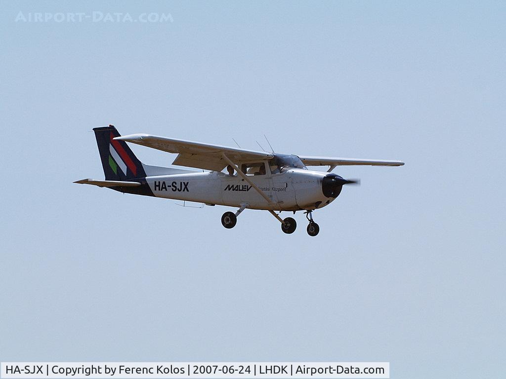 HA-SJX, 1978 Cessna 172N C/N 17270653, Dunakeszi