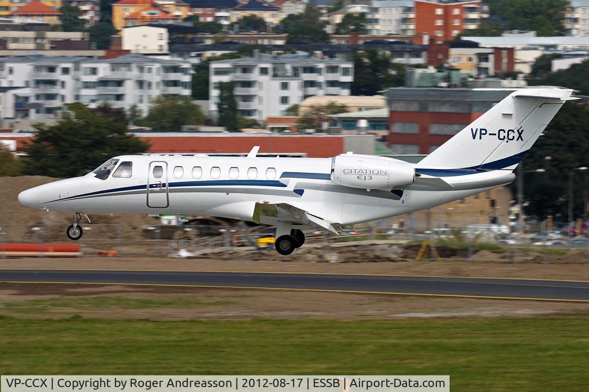 VP-CCX, 2010 Cessna 525B CitationJet Cj3 C/N 525B-0352, On final to runway 30