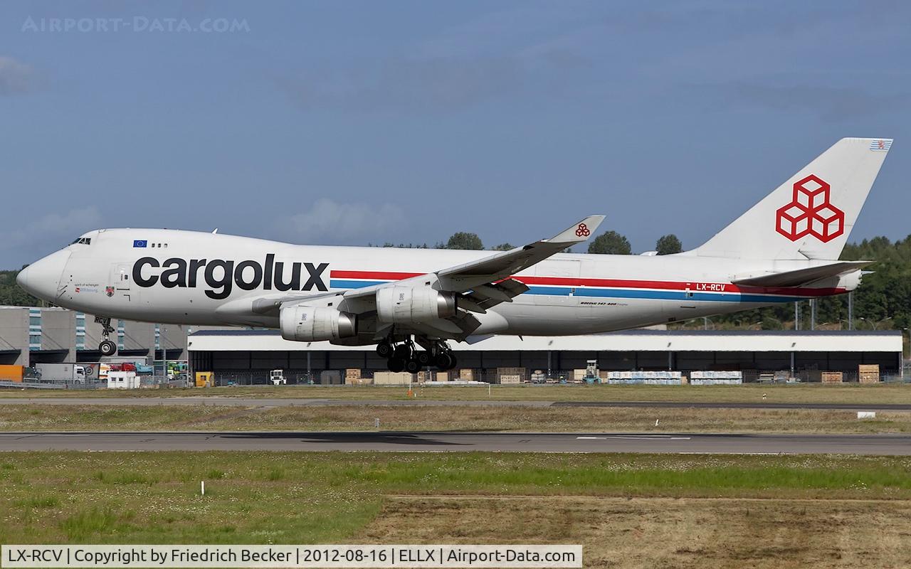 LX-RCV, 1999 Boeing 747-4R7F C/N 30400, short final RW24