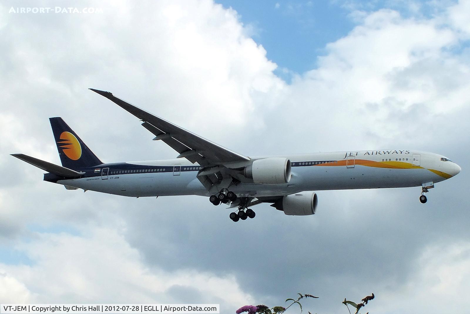 VT-JEM, 2007 Boeing 777-35R/ER C/N 35162, Jet Airways