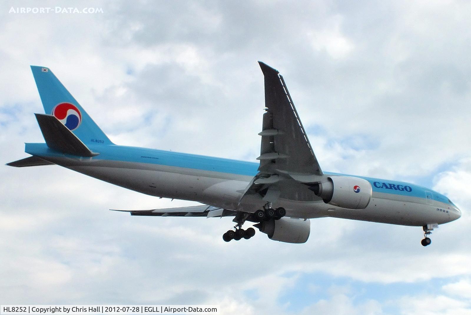 HL8252, 2012 Boeing 777-FB5 C/N 37638, Korean Air Lines