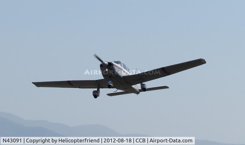 N43091, 1983 Piper PA-28-181 C/N 28-8390076, Climbing out after lift off