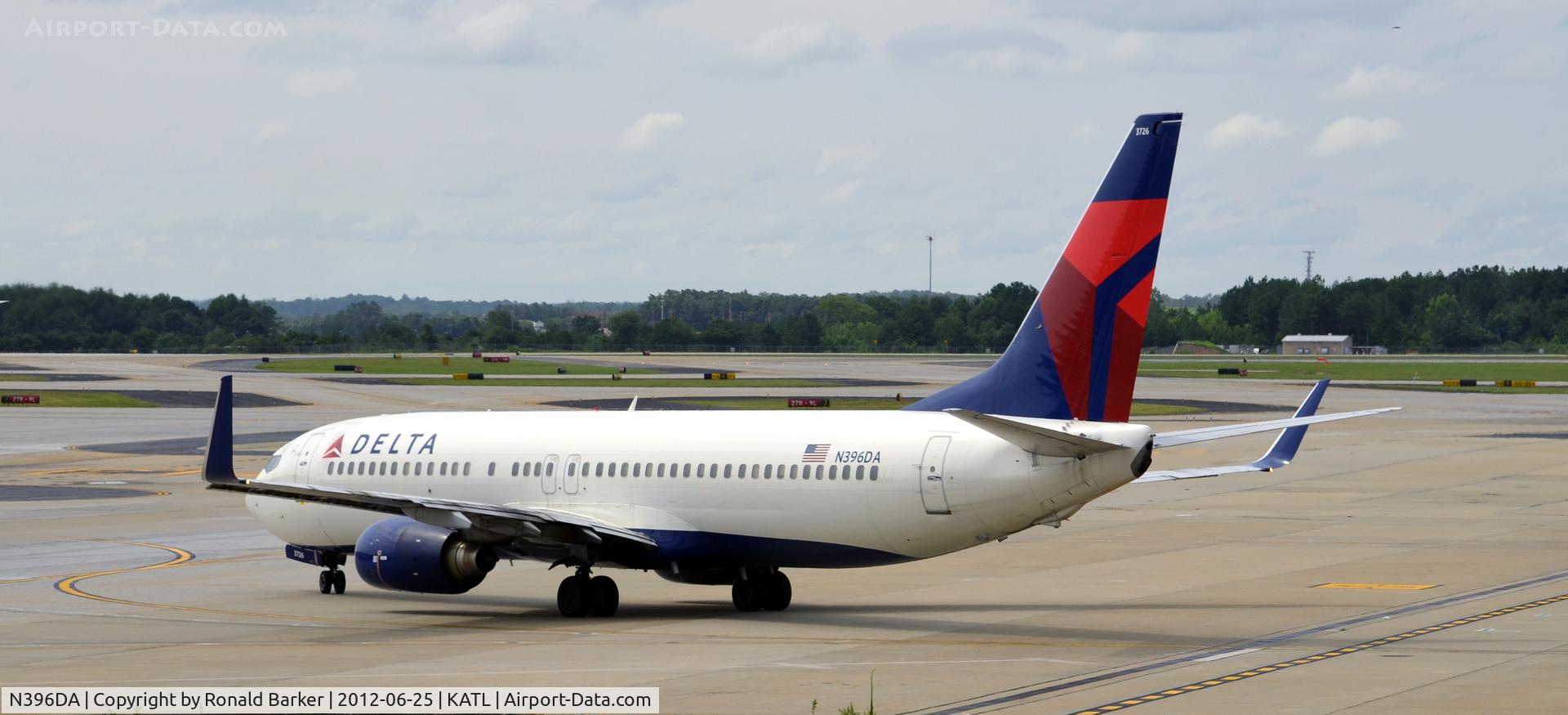 N396DA, 2000 Boeing 737-832 C/N 30378, Atlanta