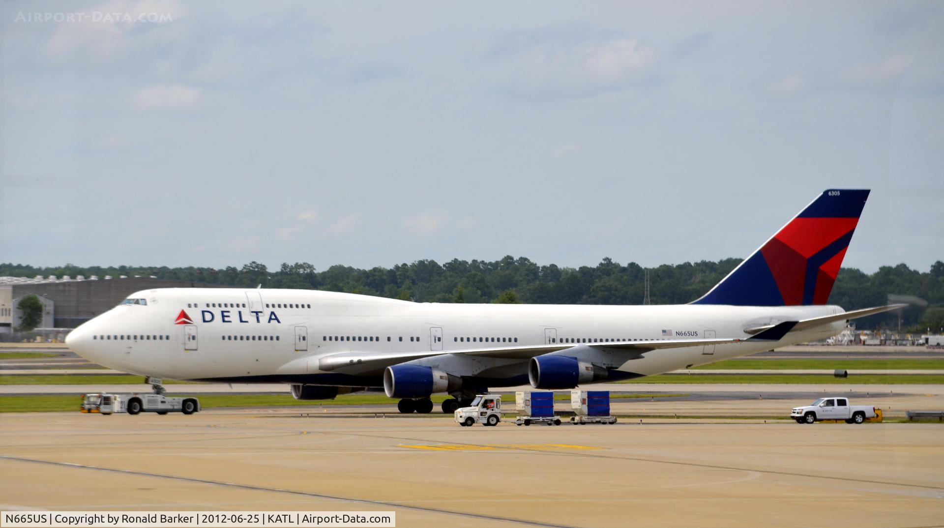 N665US, 1989 Boeing 747-451 C/N 23820, Towed ATL