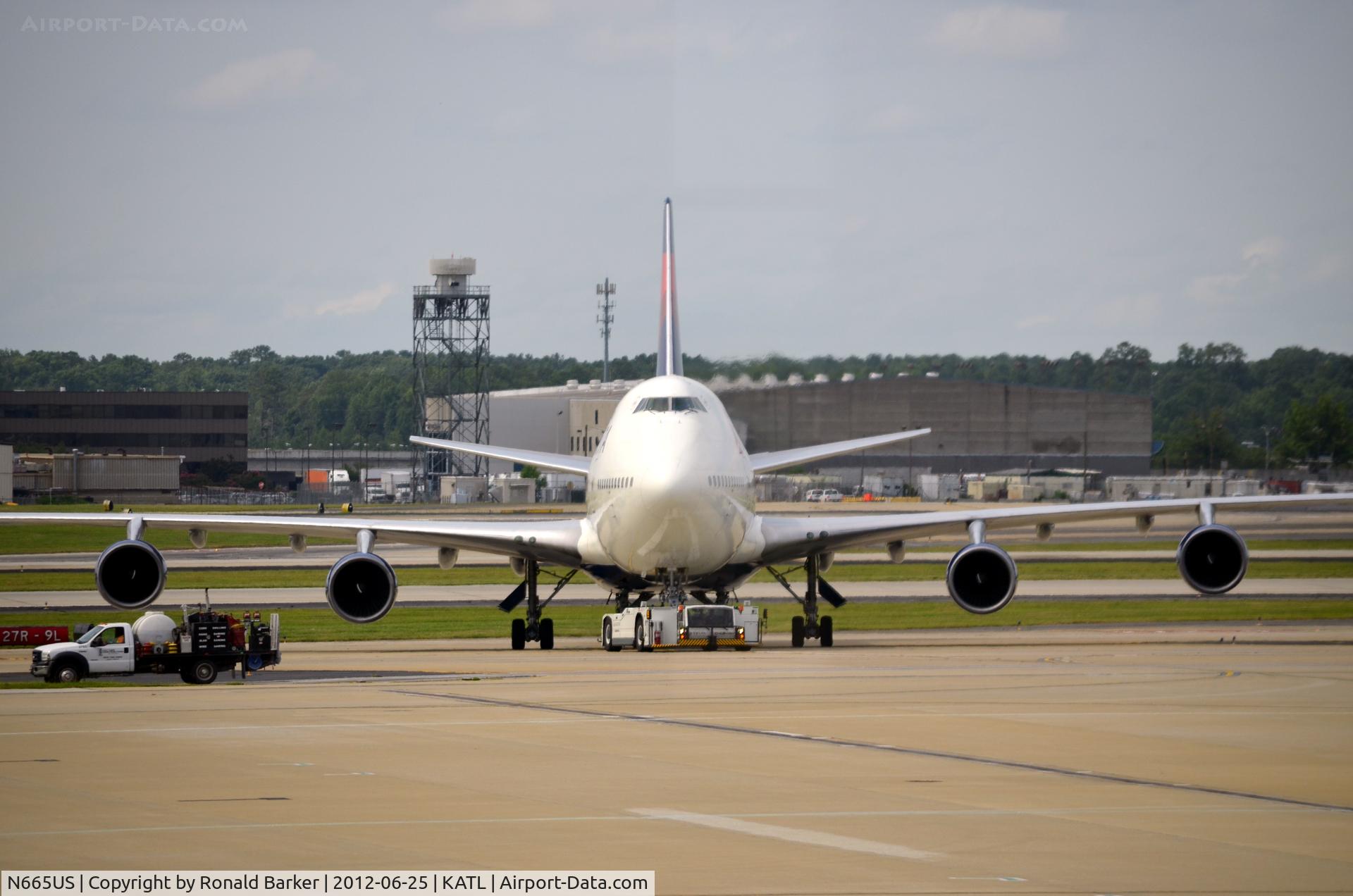 N665US, 1989 Boeing 747-451 C/N 23820, Towed ATL