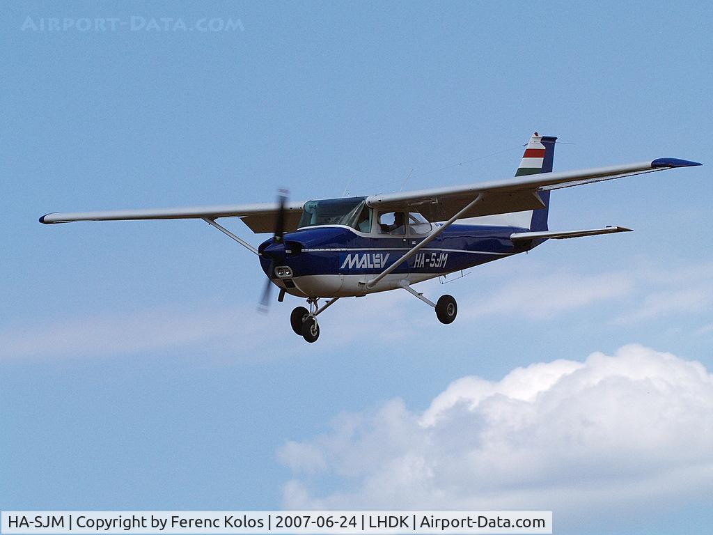 HA-SJM, Cessna 172M C/N 17261908, Dunakeszi