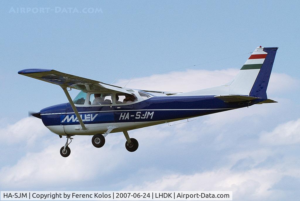HA-SJM, Cessna 172M C/N 17261908, Dunakeszi