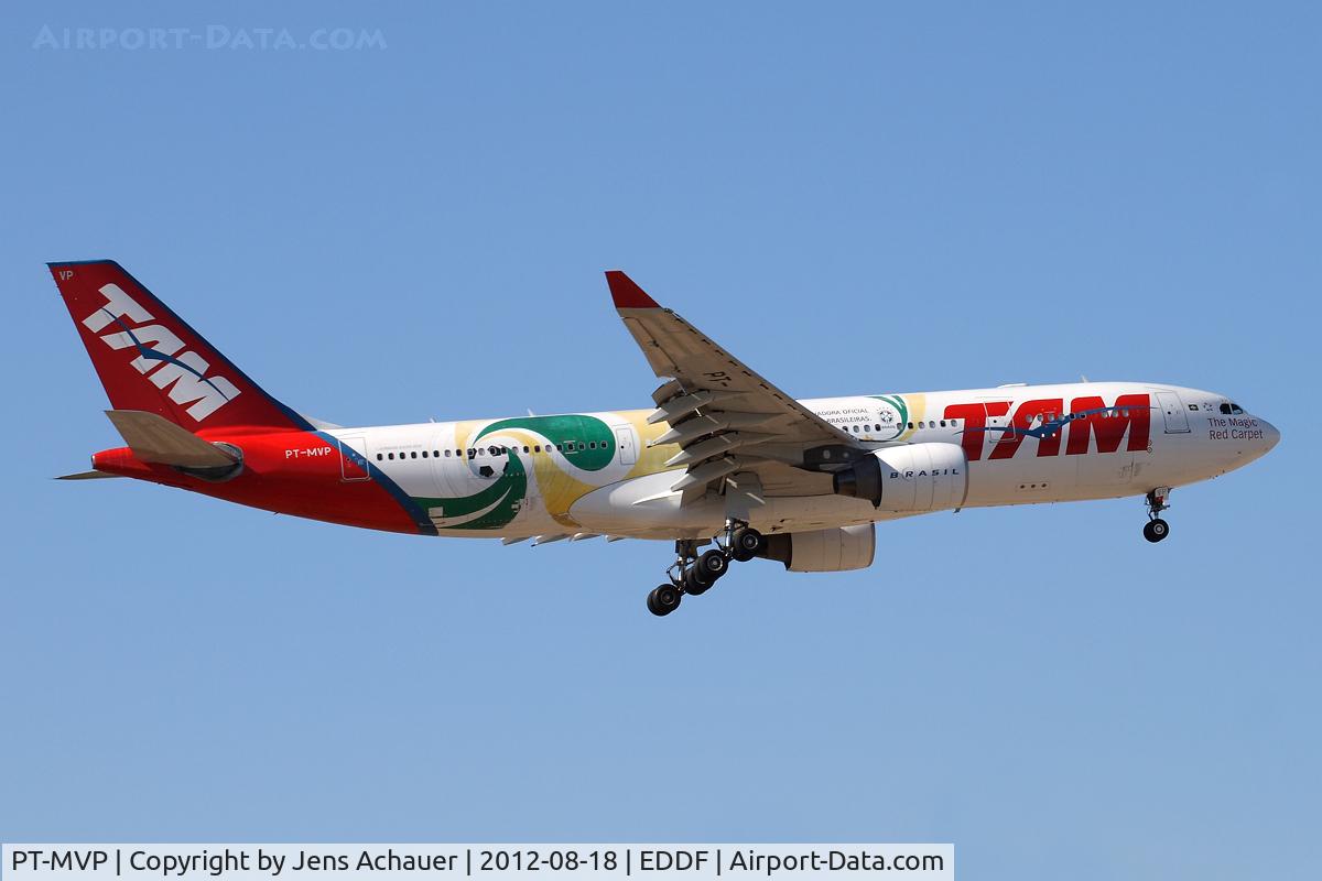 PT-MVP, 2008 Airbus A330-223 C/N 961, Approaching rwy 07R