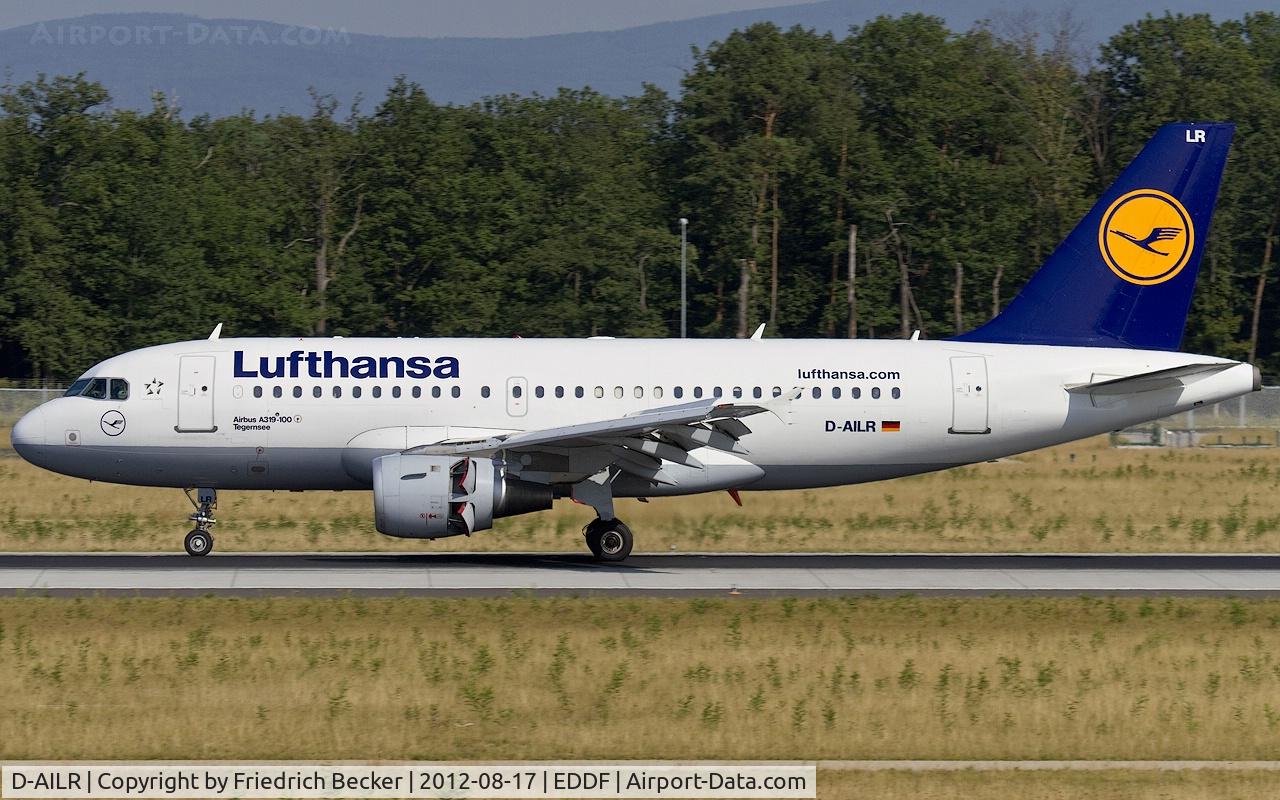 D-AILR, 1997 Airbus A319-114 C/N 723, decelerating after touchdown