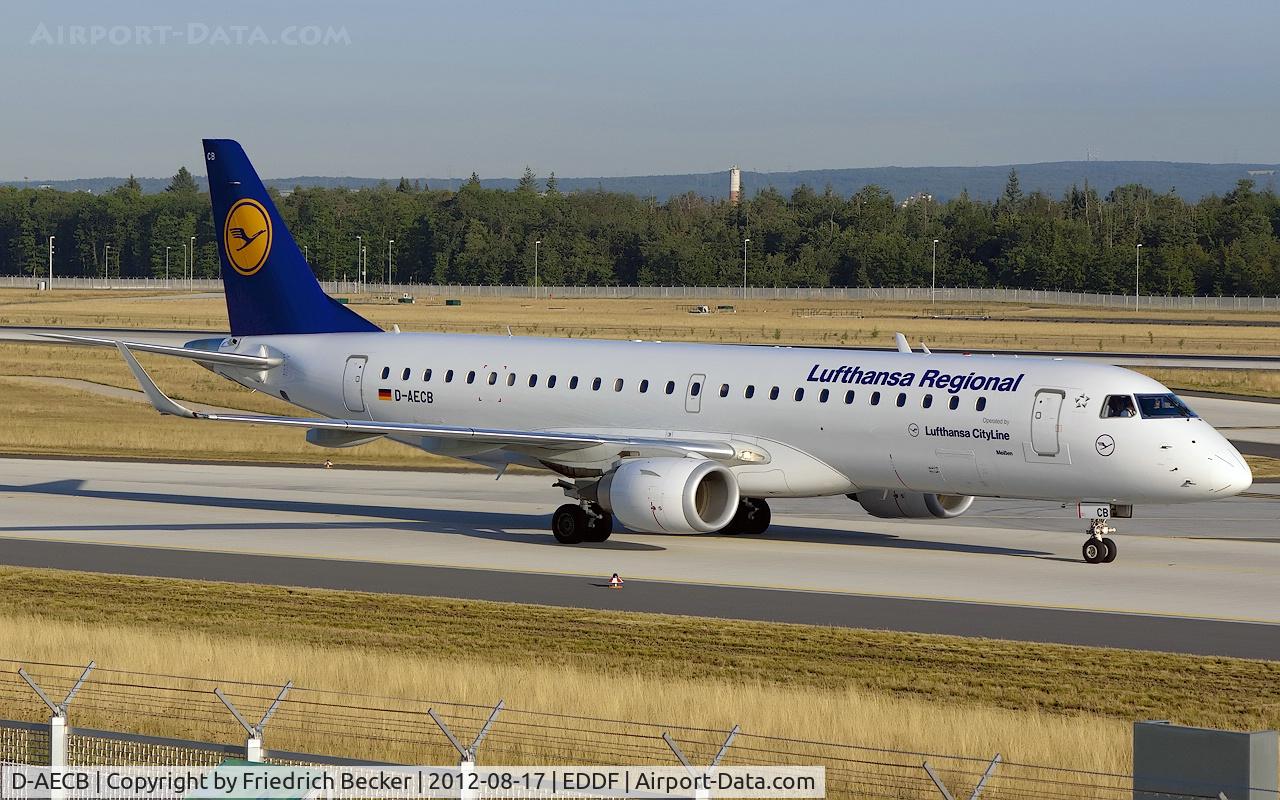 D-AECB, 2009 Embraer 190LR (ERJ-190-100LR) C/N 19000332, taxying to the gate