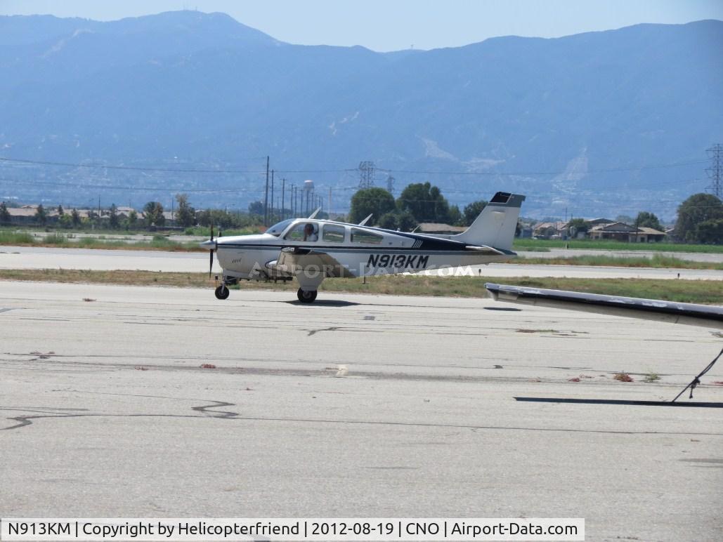 N913KM, 1979 Beech F33A Bonanza C/N CE-892, Taxiing for take off possibly enroute to Cable (CCB)