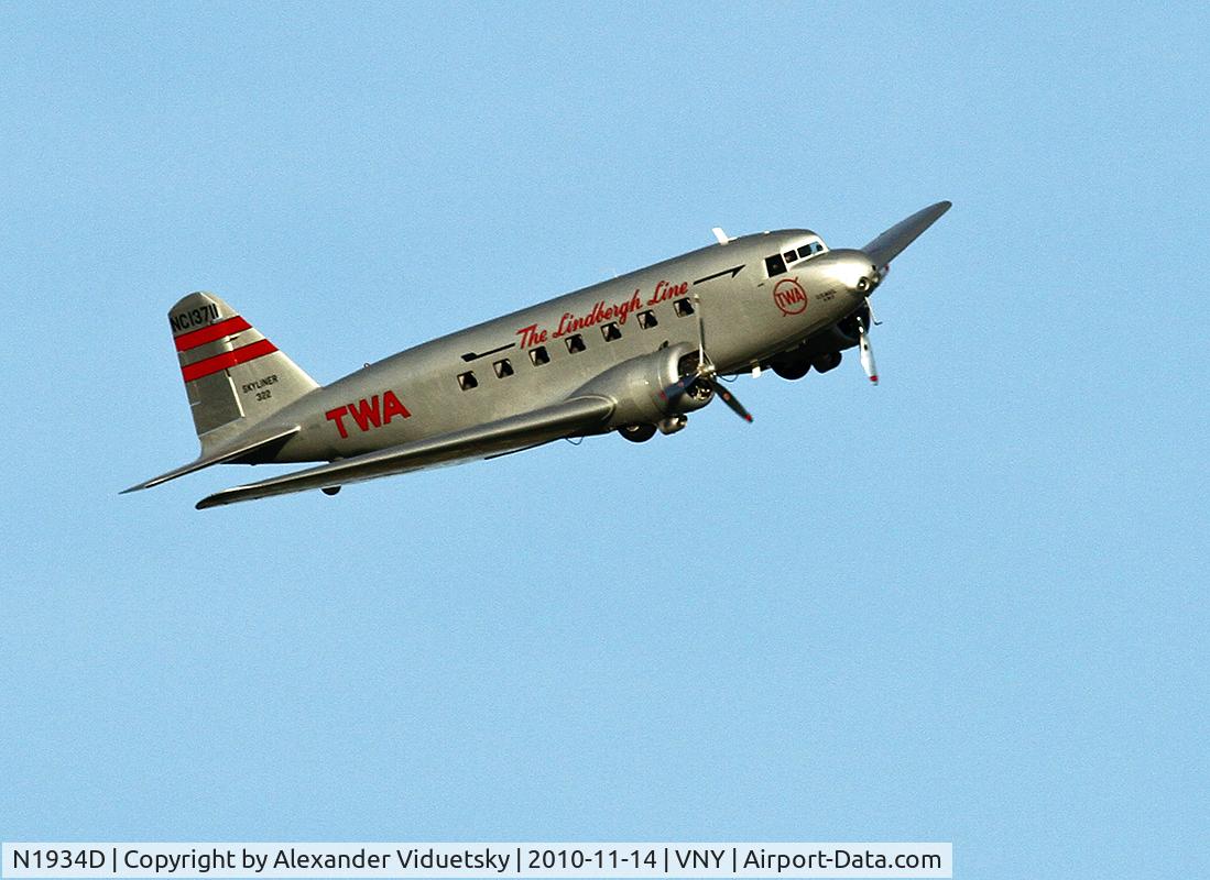 N1934D, 1935 Douglas DC-2-118B C/N 1368, Photographed by Lake Balboa - near the Van Nuys Airport in Van Nuys, California. Painted/marked in 2006 to represent DC-2, NC13711 (c/n 1237)