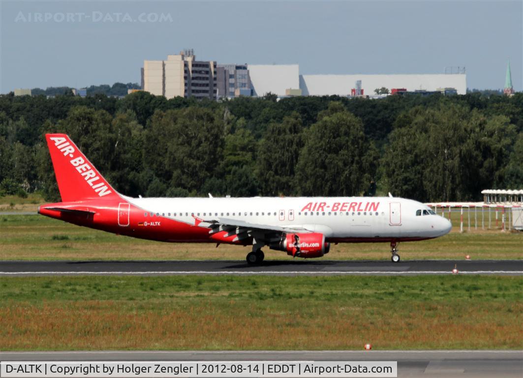 D-ALTK, 2003 Airbus A320-214 C/N 1931, Has come down on rwy 08L.....