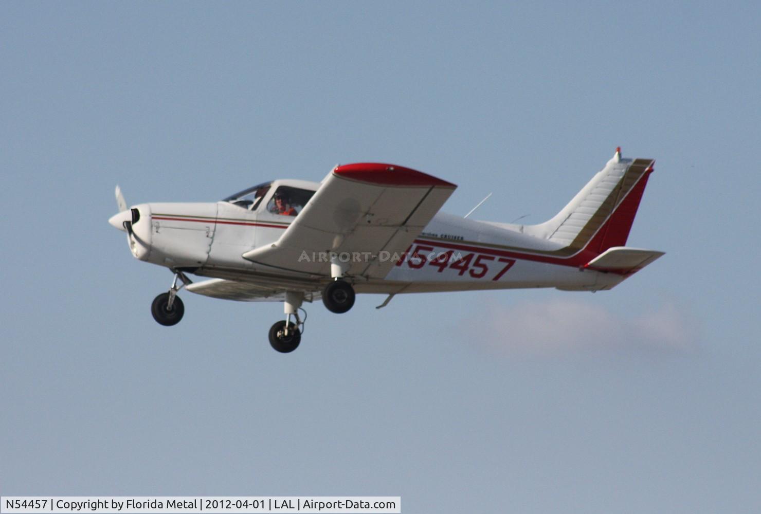 N54457, 1973 Piper PA-28-140 C/N 28-7425138, PA-28-140