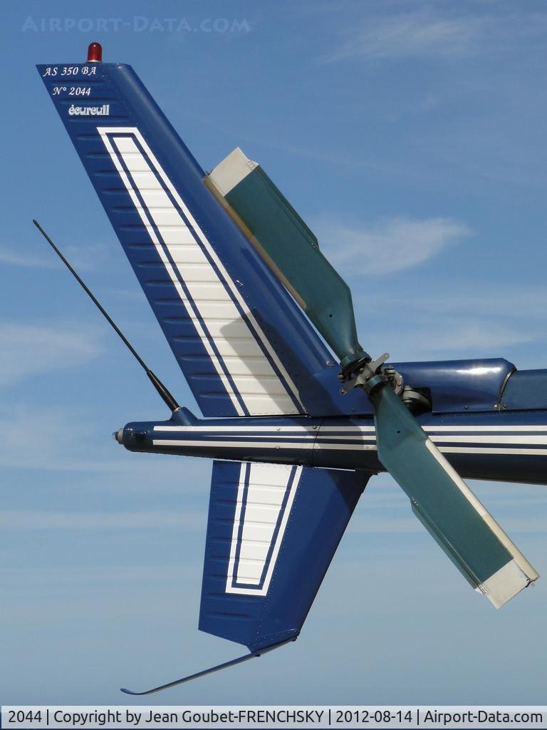2044, Aérospatiale AS-350BA Ecureuil C/N 2044, DZ GRAND CROHOT CAP FERRET / FRANCE