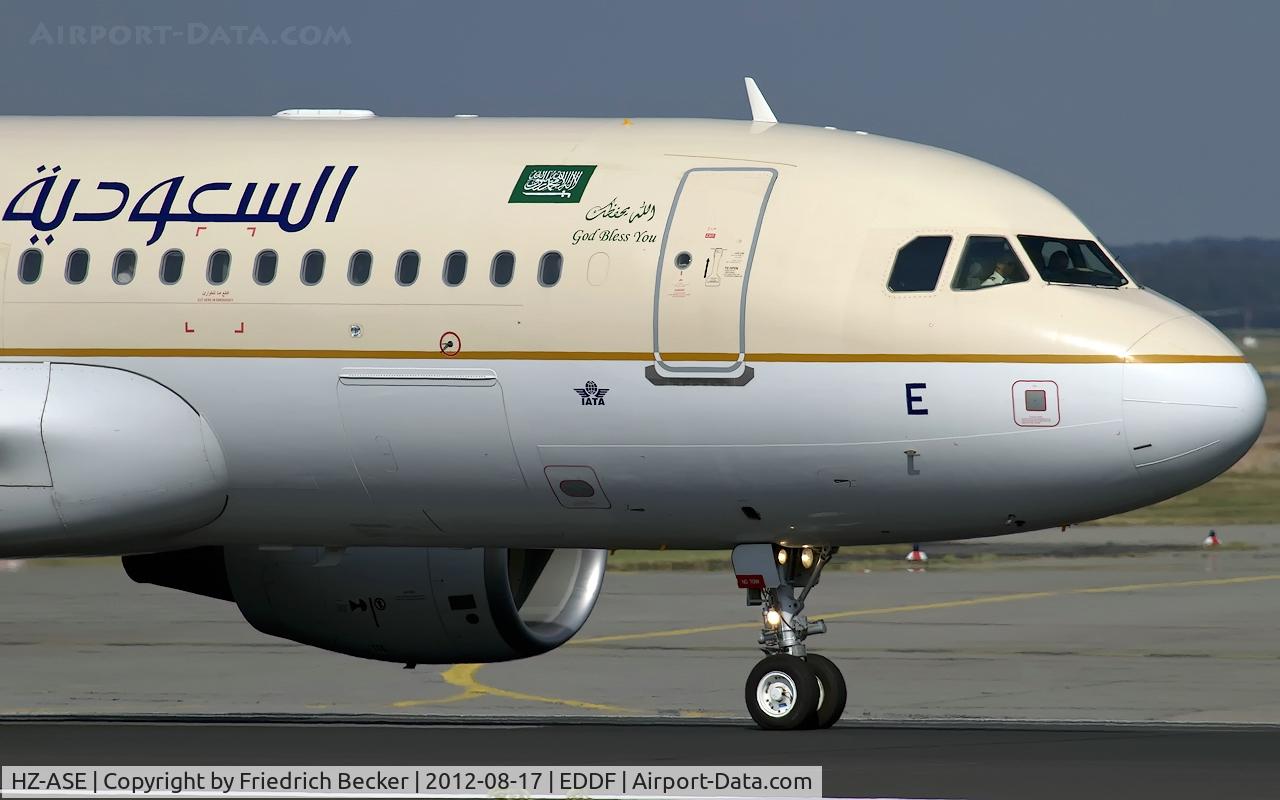 HZ-ASE, 2010 Airbus A320-214 C/N 4408, line up fordeparture