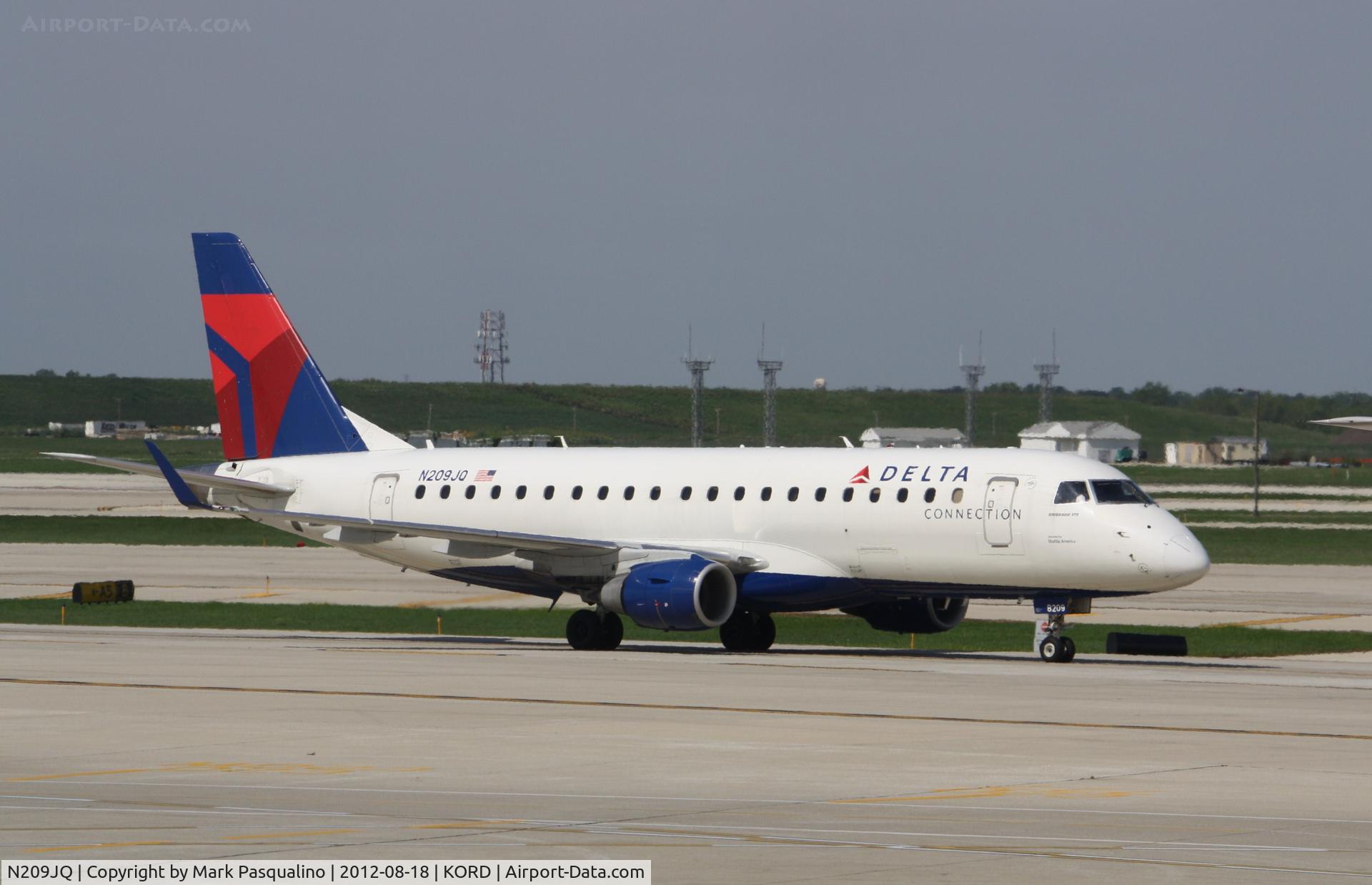 N209JQ, 2008 Embraer 175LR (ERJ-170-200LR) C/N 17000258, ERJ 170-200 LR