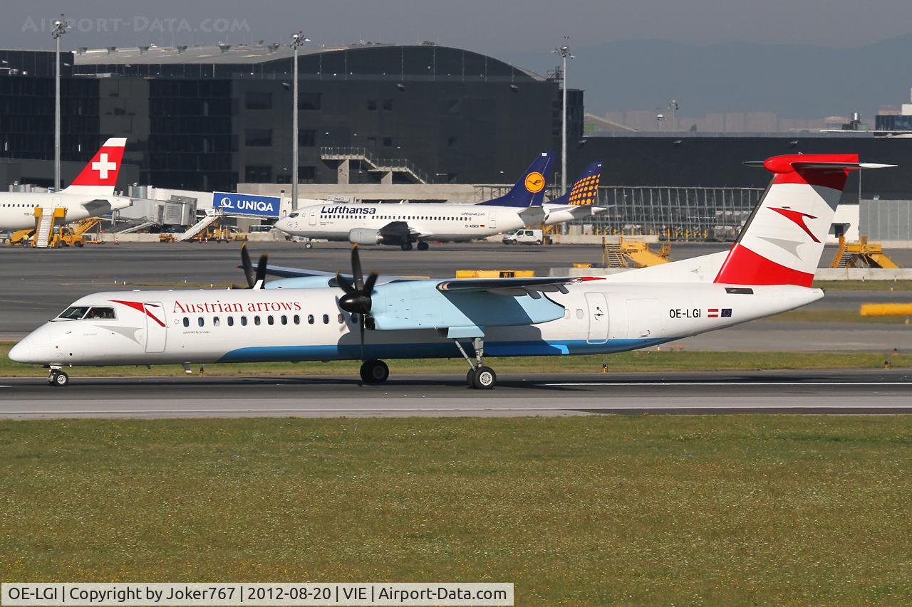 OE-LGI, 2004 De Havilland Canada DHC-8-402Q Dash 8 C/N 4100, Austrian arrows