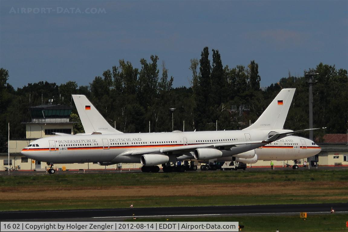 16 02, 2000 Airbus A340-313X C/N 355, Gorvernmental aircraft 