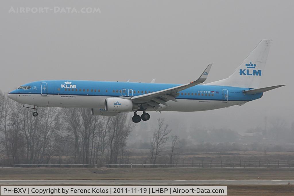 PH-BXV, 2007 Boeing 737-8K2 C/N 30370, Ferihegy