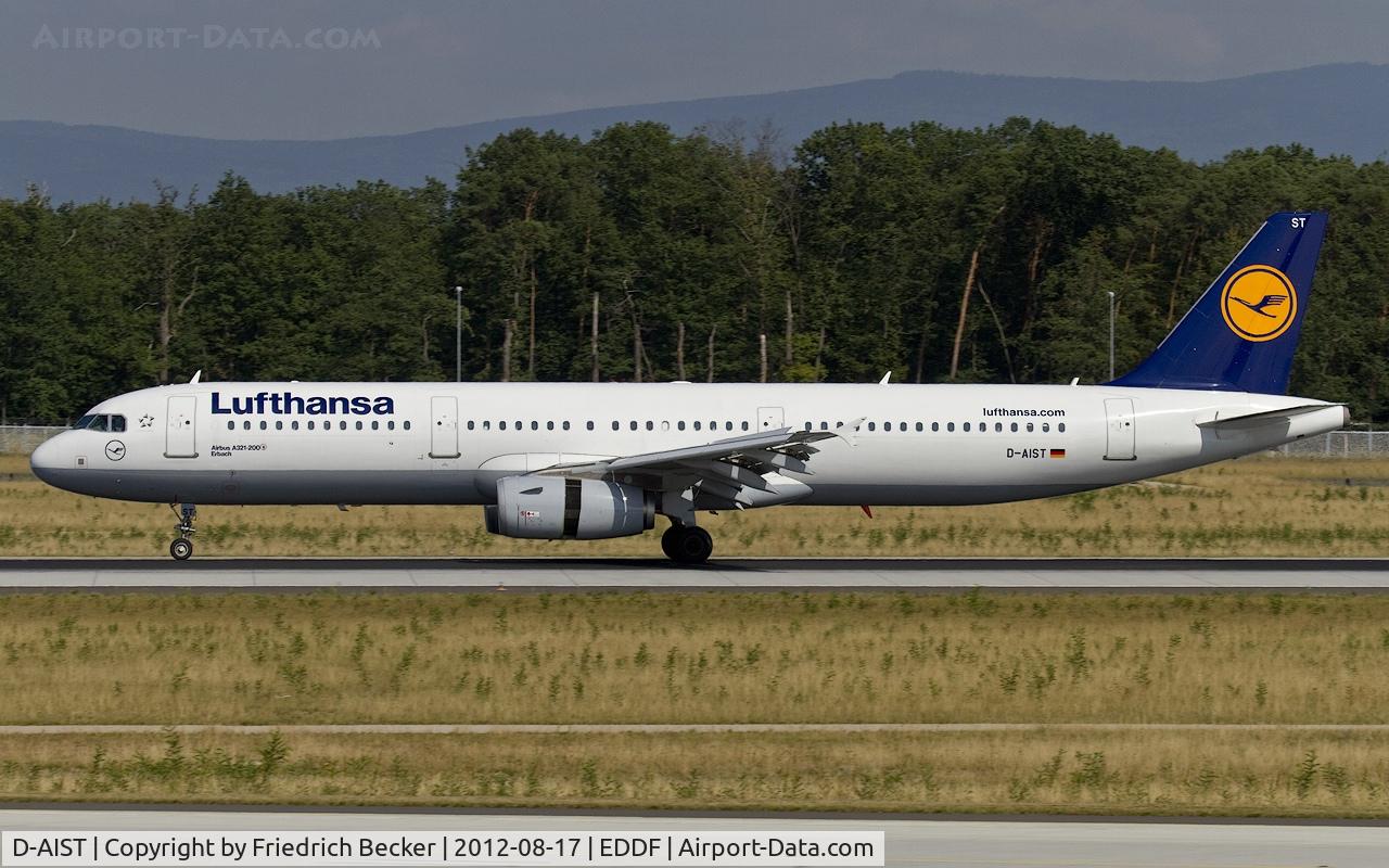 D-AIST, 2009 Airbus A321-231 C/N 4005, decelerating after touchdown