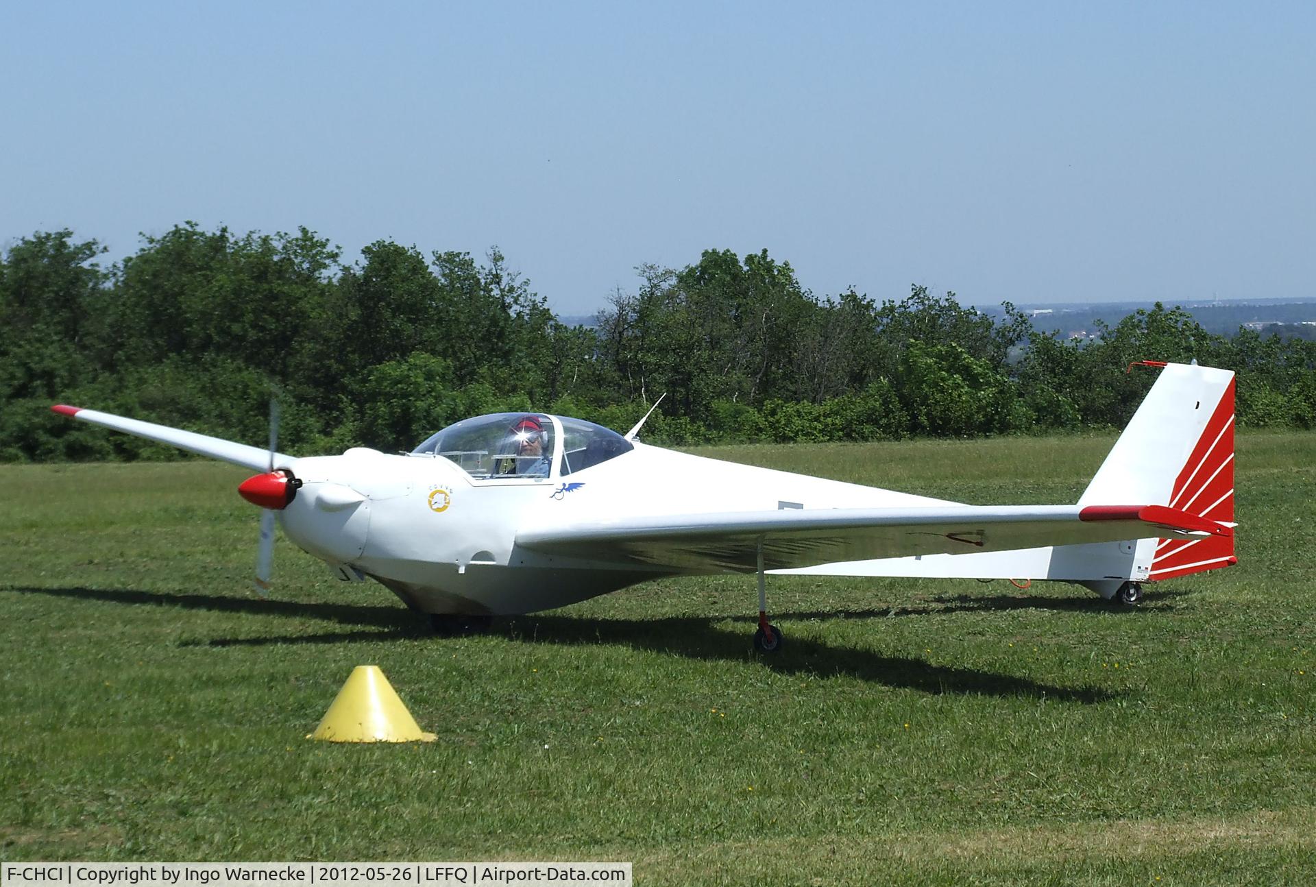 F-CHCI, Scheibe SF-25E Super Falke C/N 4329, Scheibe SF-25E Super-Falke at the Meeting Aerien 2012, La-Ferte-Alais