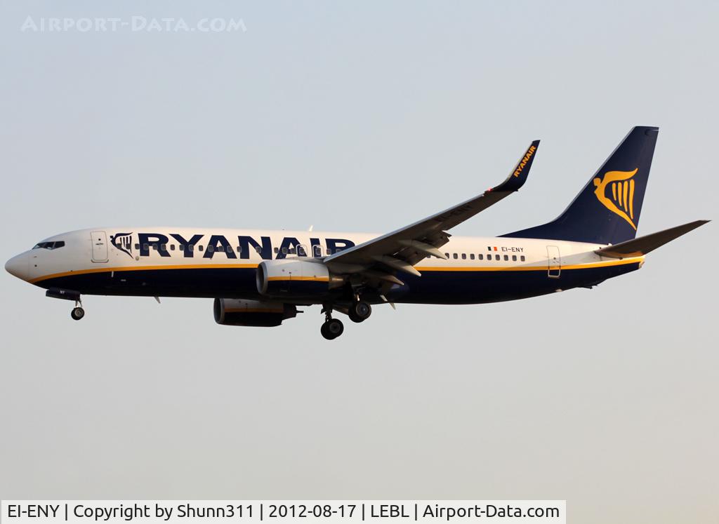 EI-ENY, 2011 Boeing 737-8AS C/N 35042, Landing rwy 25R