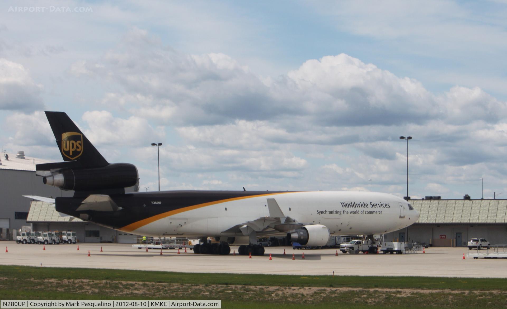 N280UP, 1997 McDonnell Douglas MD-11F C/N 48634, MD-11F