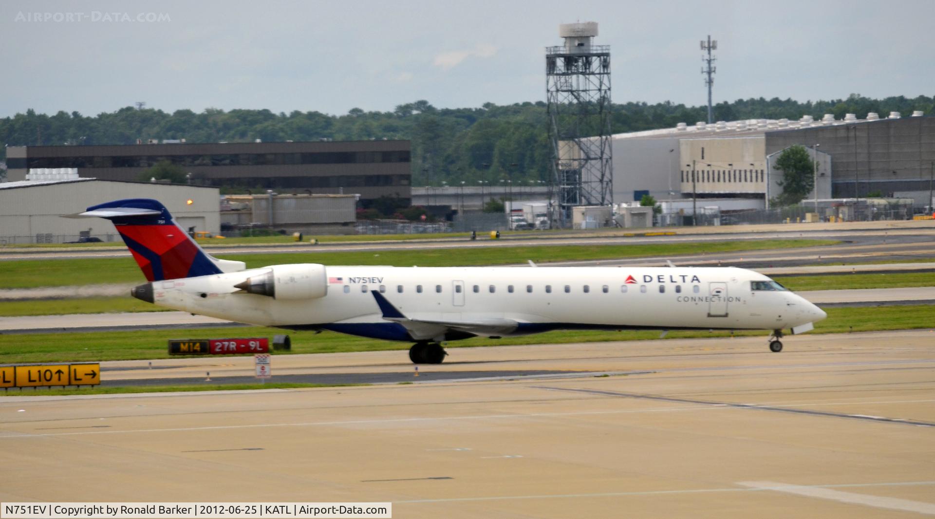 N751EV, 2004 Bombardier CRJ-701 (CL-600-2C10) Regional Jet C/N 10163, Taxi ATL