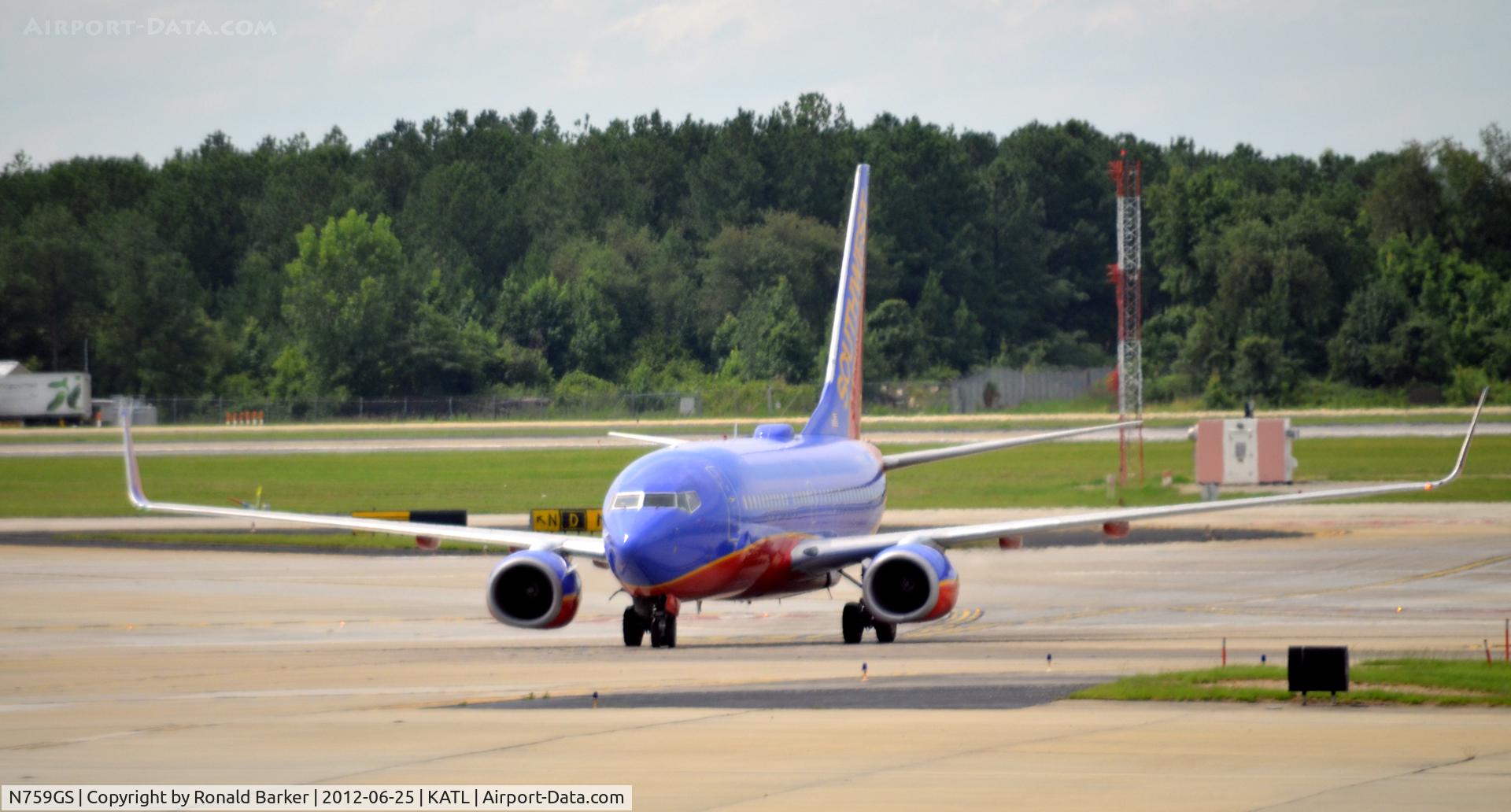 N759GS, 1999 Boeing 737-7H4 C/N 30544, Taxi ATL