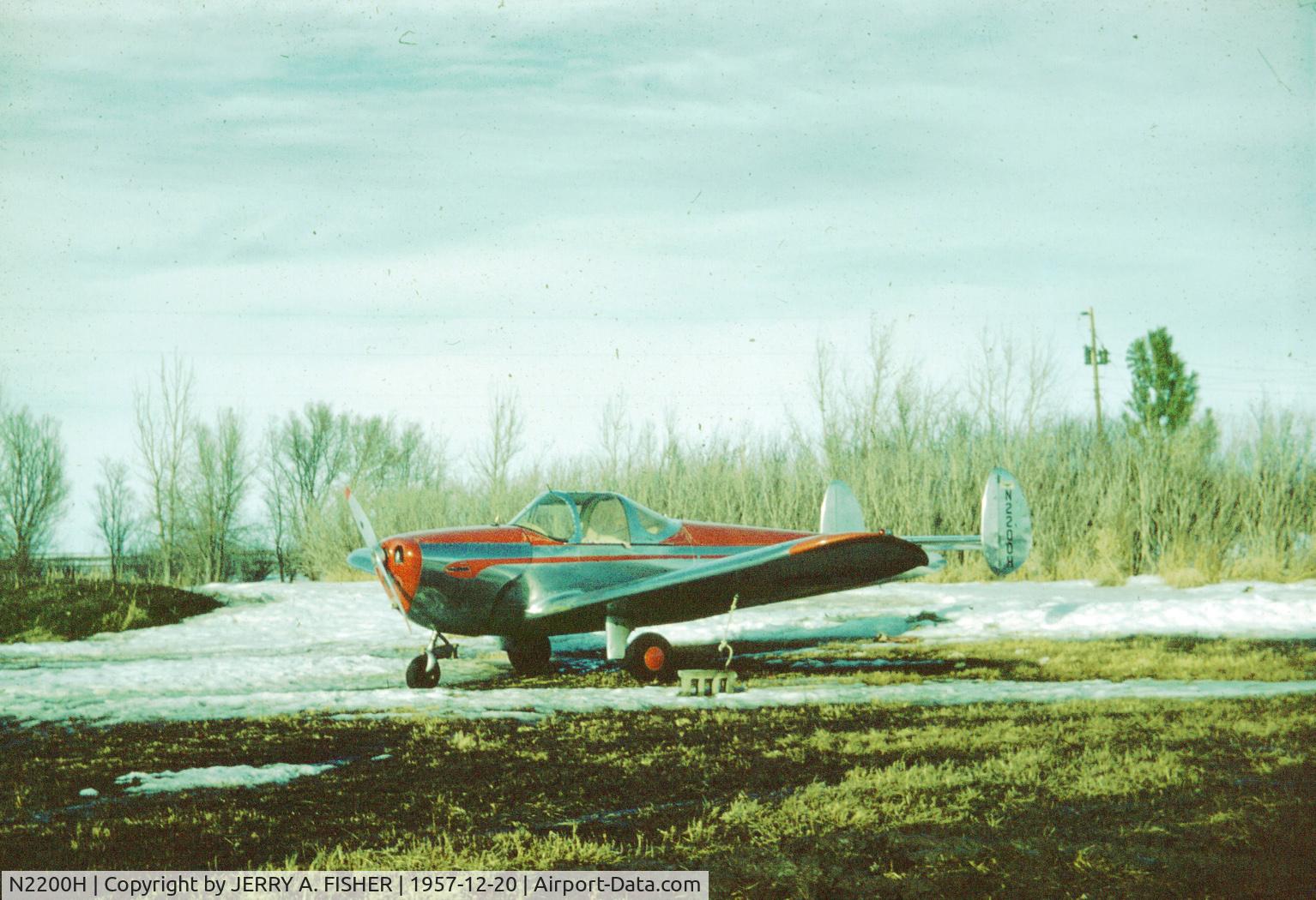 N2200H, 1946 Erco 415C Ercoupe C/N 2823, CN:     2823
N-Number:        2200H
DOM:             8/8/46
Engine: C-75-3010-6-12
Model:  415-C
Weight: A801

8/16/46 Parks Aircraft Sales and Service
                 Parks Metropolitan Airport
                 East Saint Louis, IL

8/31/46 T