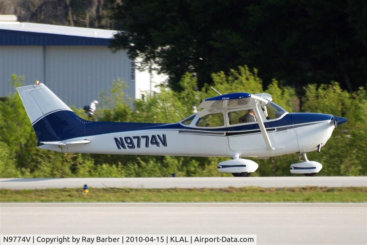 N9774V, 1974 Cessna 172M C/N 17264500, Just landed.