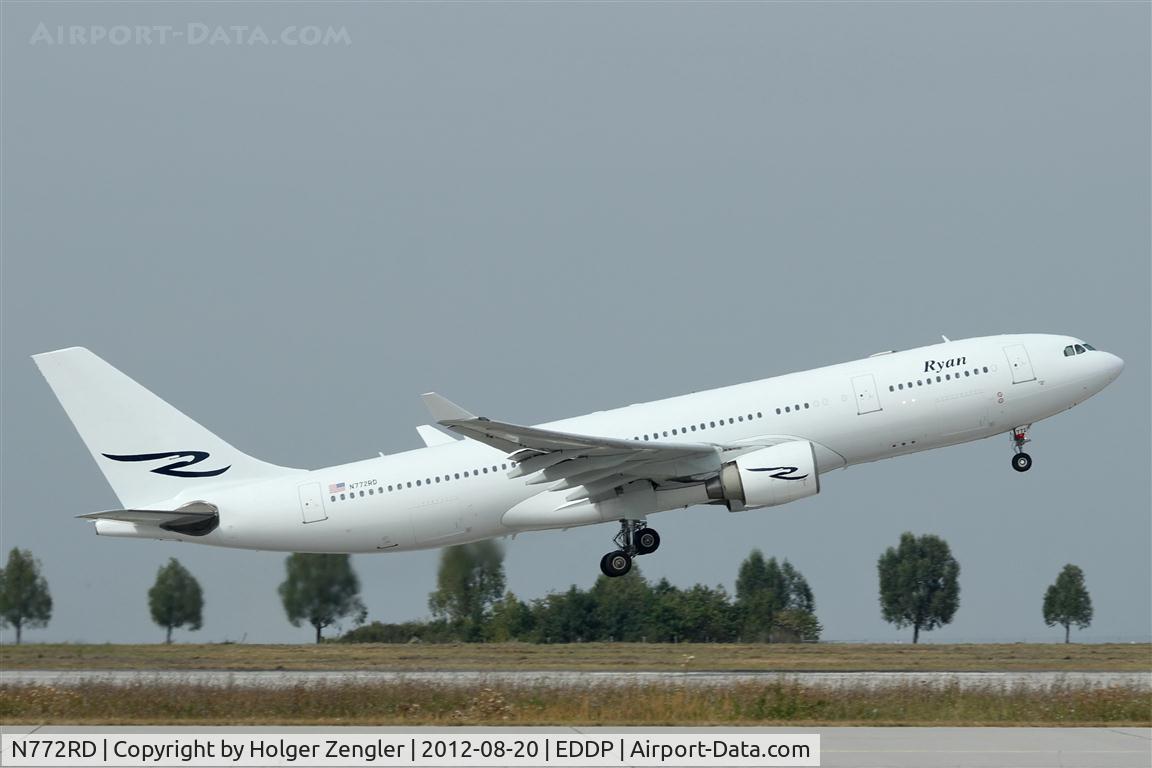 N772RD, 2000 Airbus A330-223 C/N 343, Leaving LEJ after a U-turn westbound.....