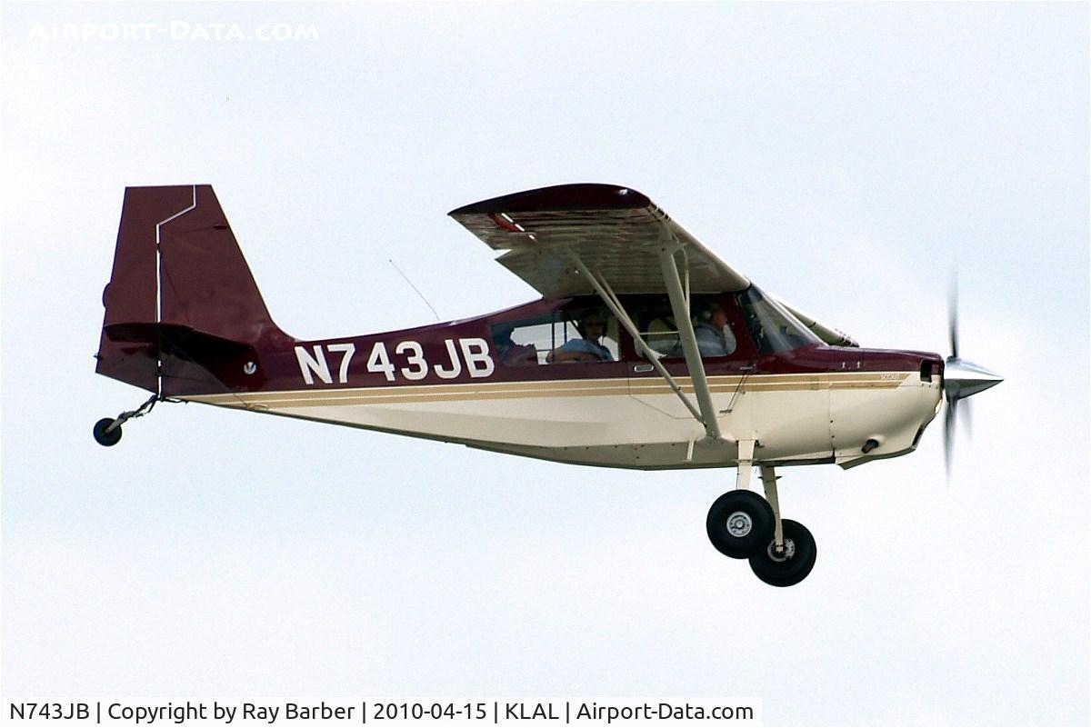 N743JB, 2000 American Champion 8GCBC Scout C/N 417-2000, On finals.